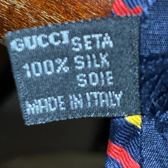 Gucci Silk Tie, 100% Silk made in Italy. - Picture 3 of 4